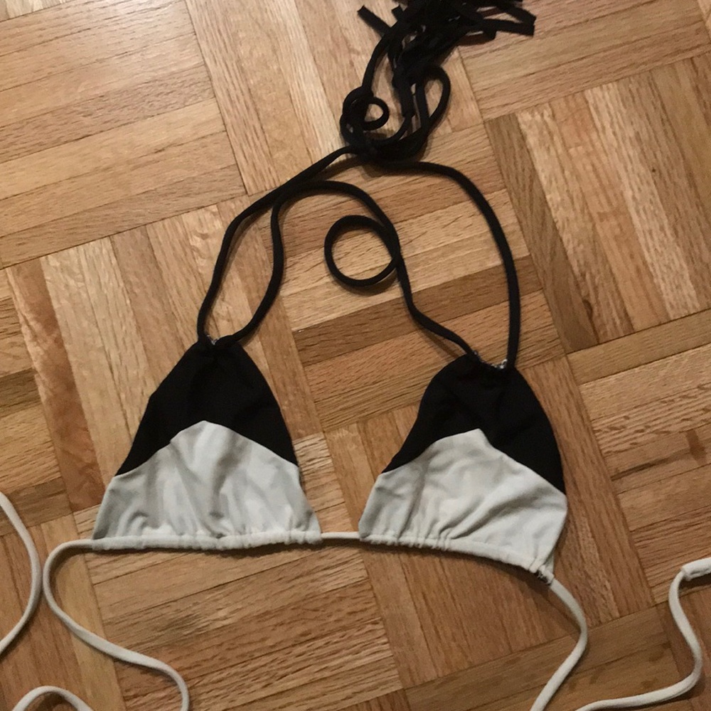 Acacia bikini top